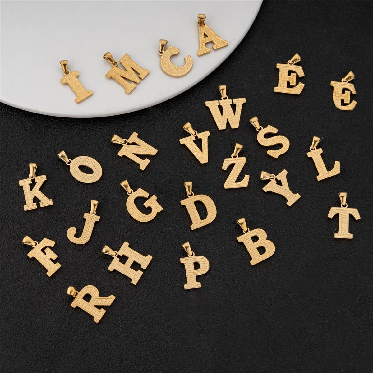 18K Gold Silver Tone Stainless Steel Initial Necklaces for Women Men Gothic 26 Letters Pendant with Figaro Chain Necklaces