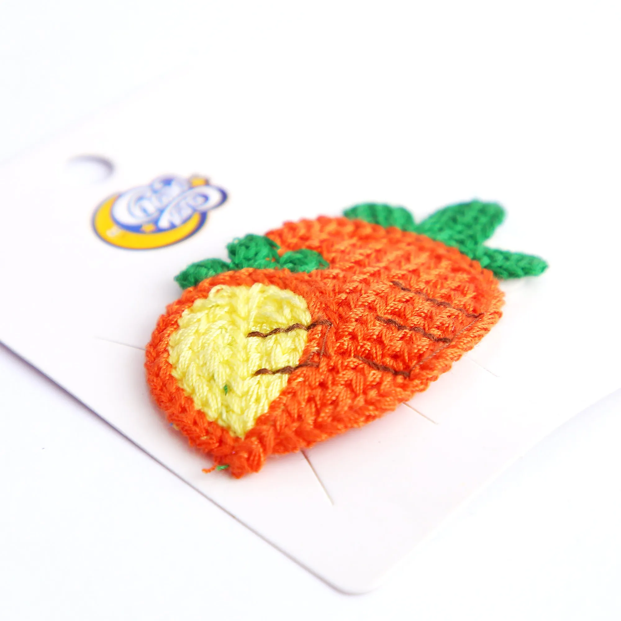 FAINCY PIN