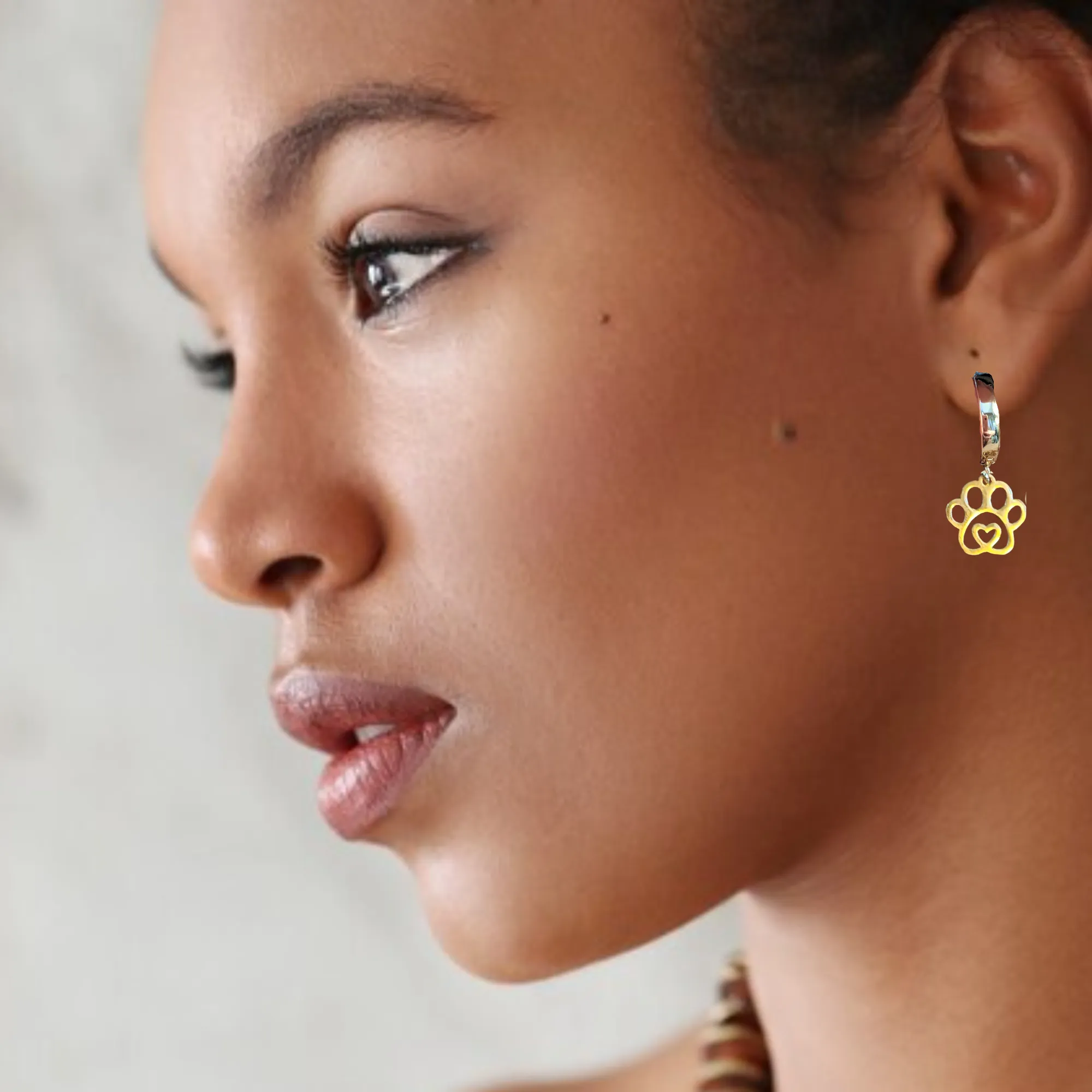 Gold Dog/Cat Paw Hoop earrings, 16mm Hoop Drop