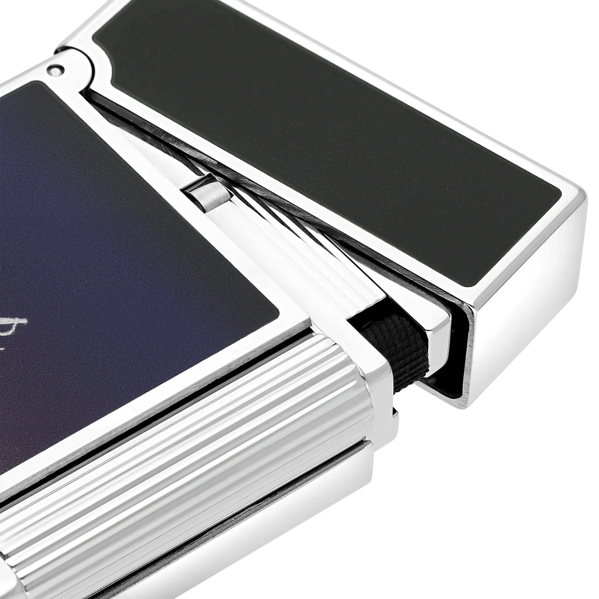 Lacquered lighter