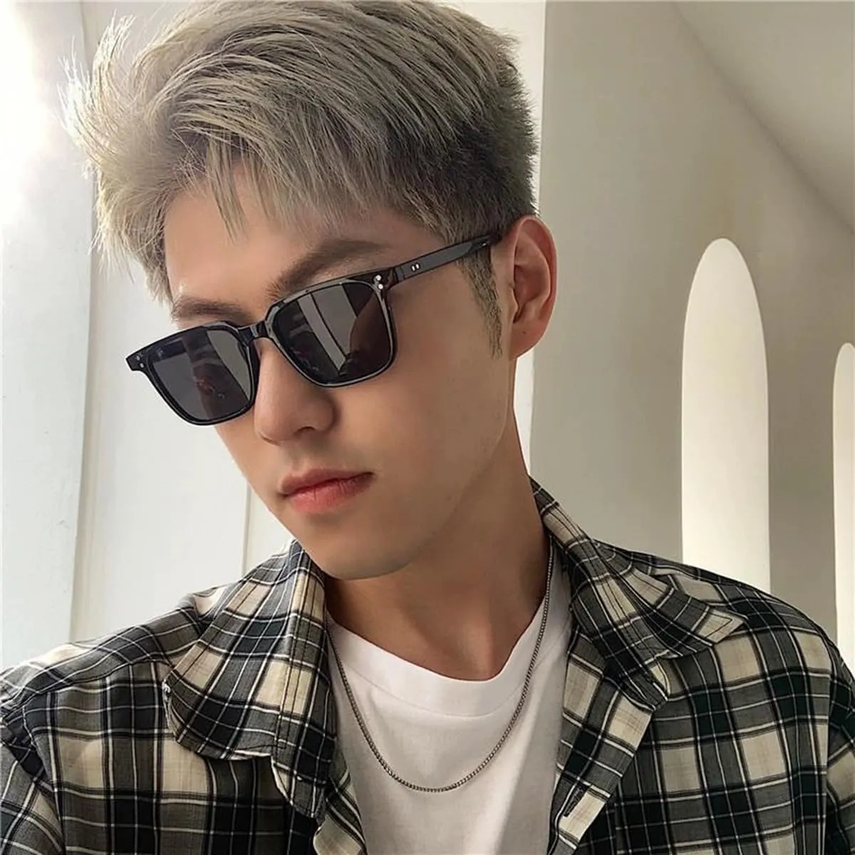 Polarized Square Sunglasses for Men Ultralight Classic Retro Square Driving Shades UV400 Protection Sun Glasses