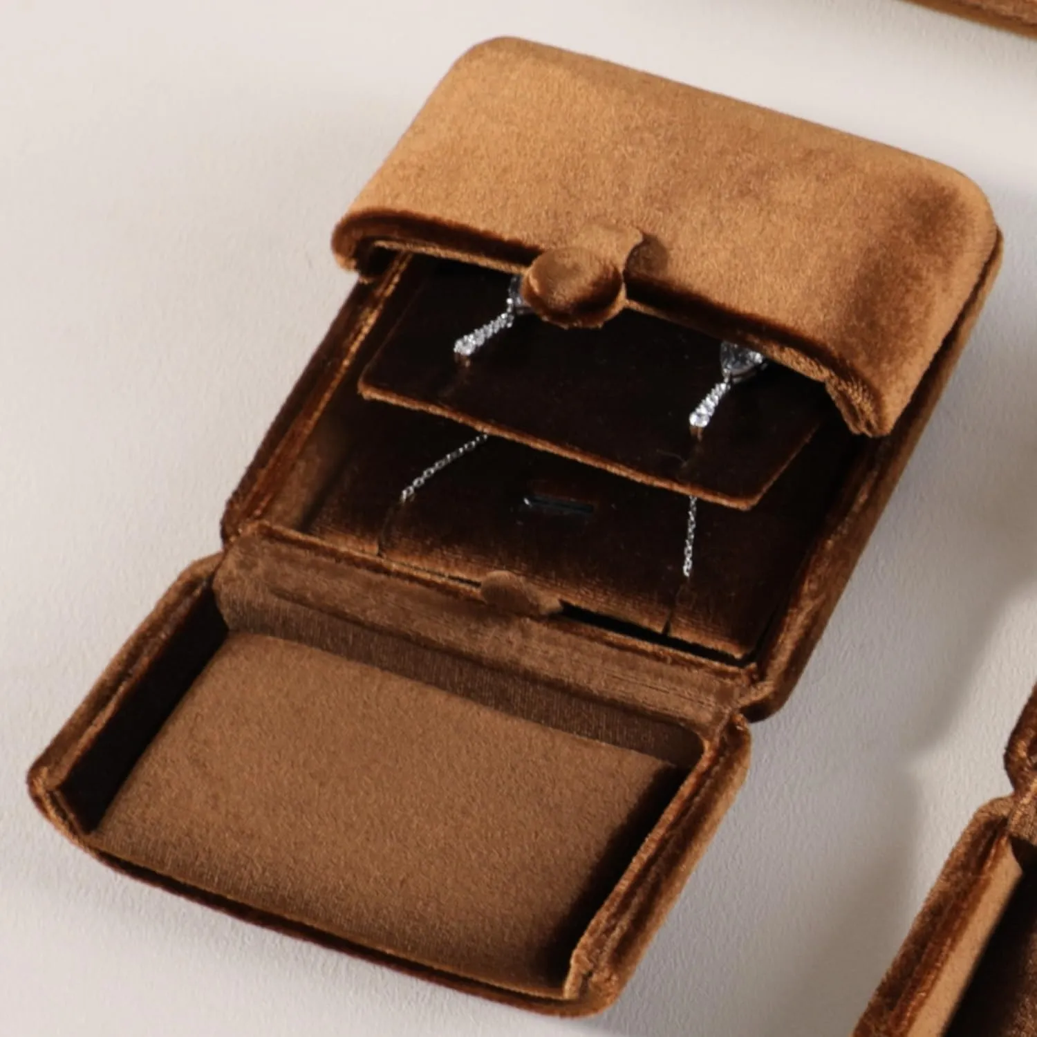 Resilient Velvet Earrings Necklace Dual-Purpose Storage Box, Stud Earring Display Box For Girlfriend Wife, Premium Jewelry Organizer Small Case
